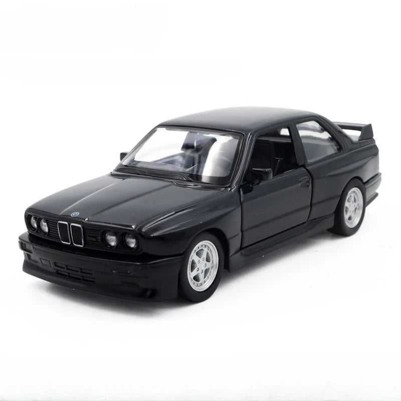 1:36 BMW M3 1987 Alloy Car Model Diecast Toy Rubber Tires Wheel Pull Back Vehicles 2 Doors Opened Cars for Boys Birthday Gifts