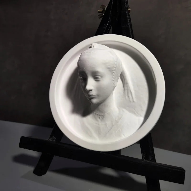 Nordic Woman Plaster Retro Art Relief Sculpture Ornaments Interior Figurines Desktop Decor Statue Modern Home Decor Items Luxury