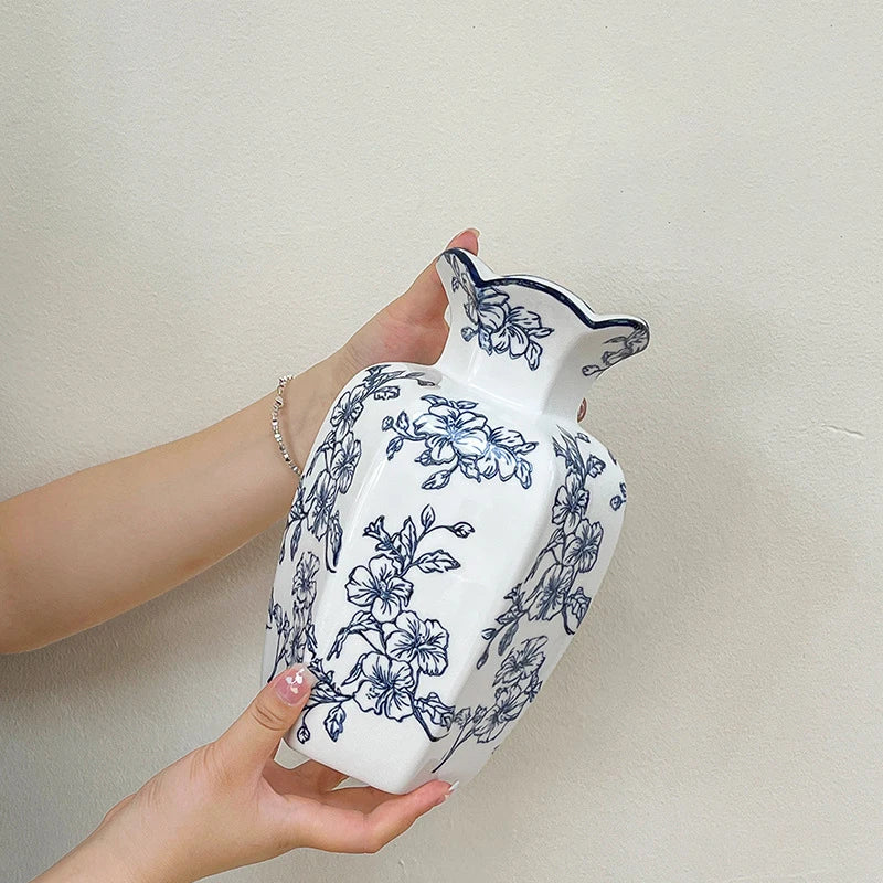 Handmade Blue White Porcelain Ceramic Vase Ornament Living Room Dining Table Flower Arrangement Flower Vase Wedding Decoration