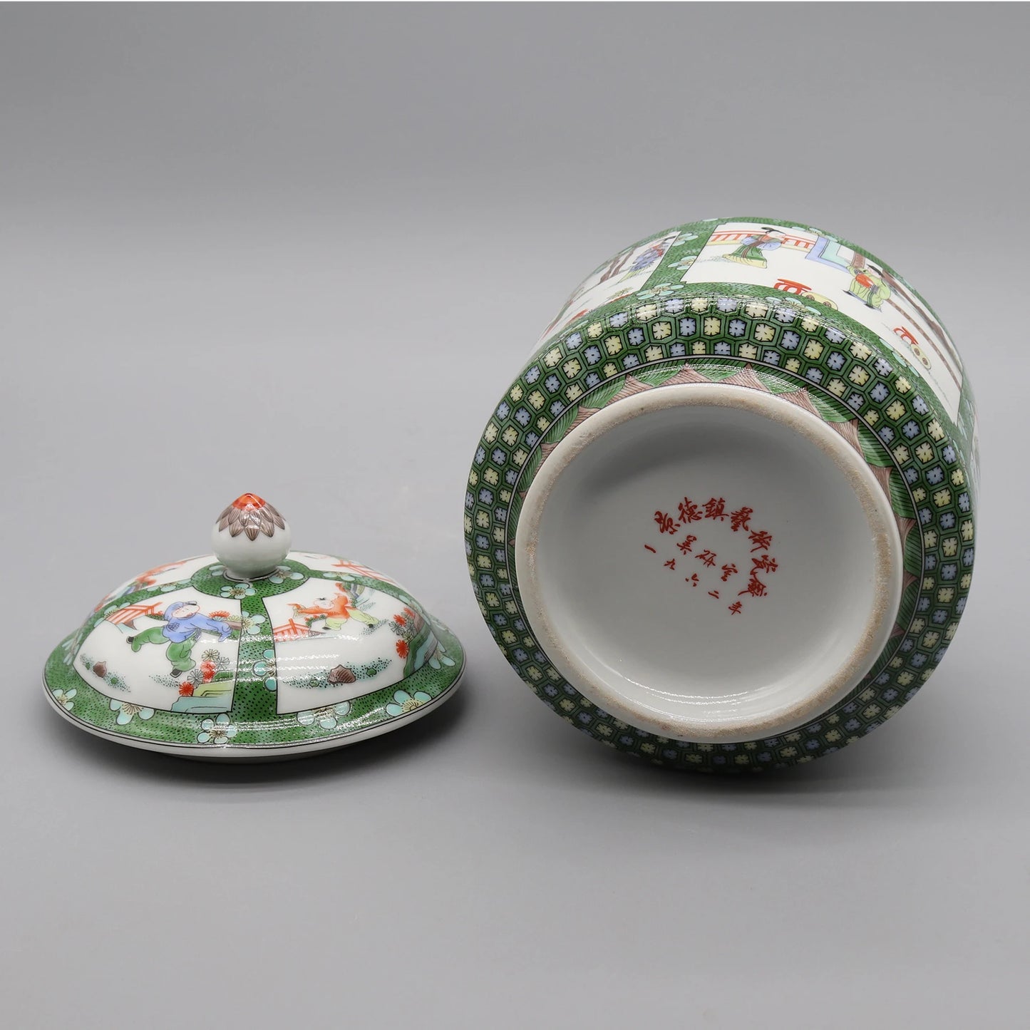 Hand painted ceramic jar, canister, old chinese pot reprodution, home decoration