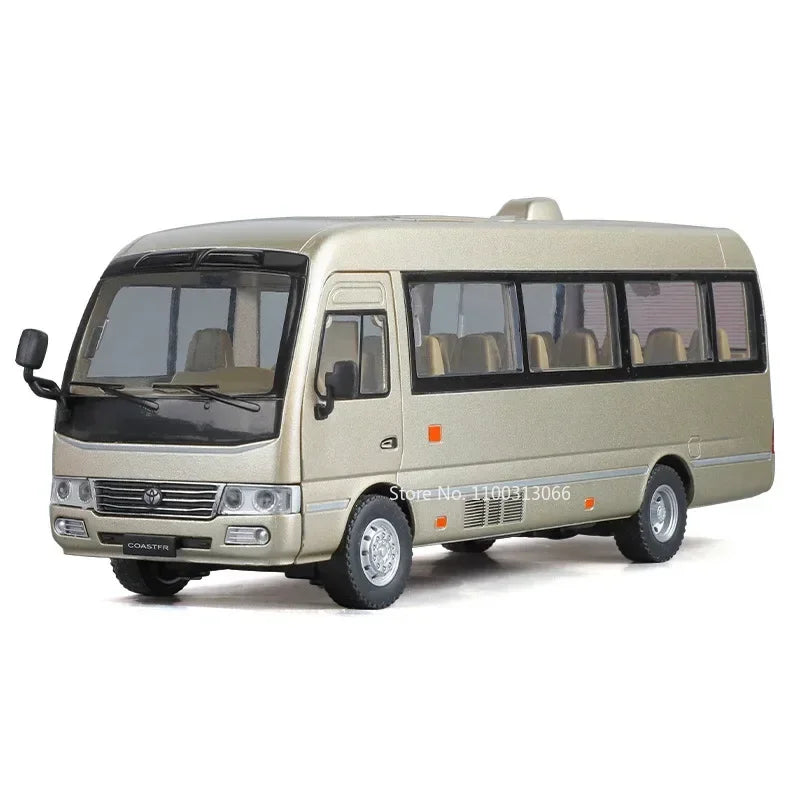 1:24 Coaster FJ LAND CRUISER Models Toys Cars Light Music Pull Back Vehicle Rubber Tires Miniature Car for Kids Collection Gifts