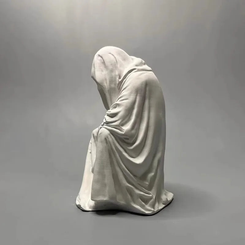 Ghost Wizard Death Robe Sculpture Art Figurine Room Decoration Creative Gypsum Ornaments European Retro Desktop Decor Statue