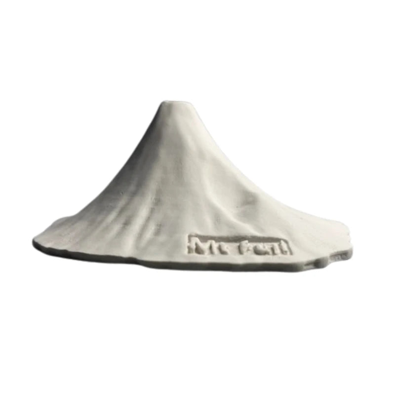 Japanese-Style Minimalist Modern Sculpture of Mount Fuji Creative Desktop Art Miniature Ornaments Birthday Gifts Art Statue