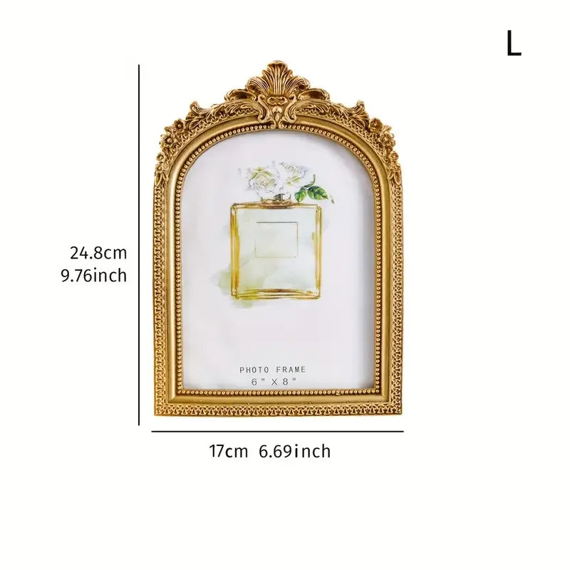 European Retro Gold Arched Carved Picture Frame Elegant Room Decoration Gold Wall Mounted Picture Frame Desktop Decoration