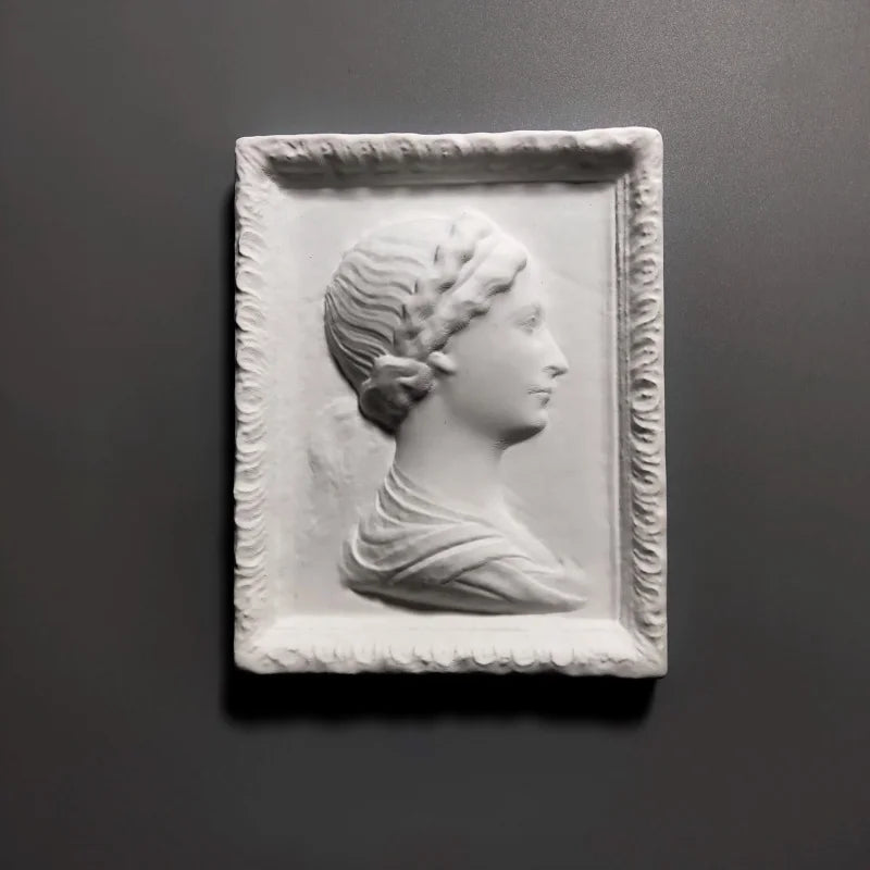 Nordic Lady Portrait Art Plaster Ornaments Retro Relief Advanced Aesthetic Home Decoration Luxury Figurine Decor Desktop Statue