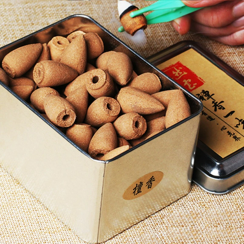 Конусы с водопадом