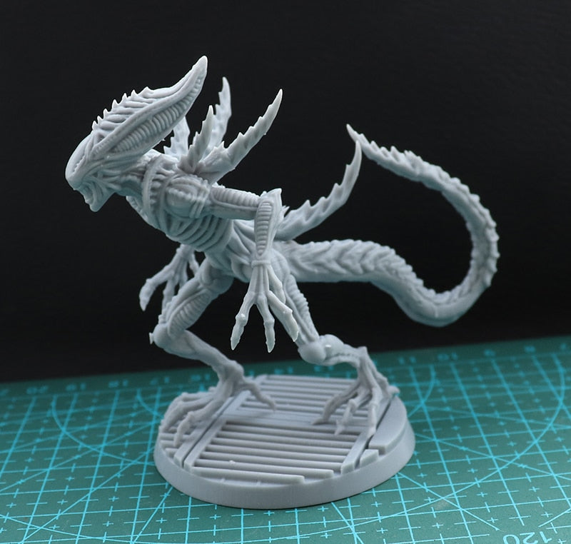 1/17 100mm 1/24 75mm Resin Model Kits Alien Figure Unpainted No Color DW-102