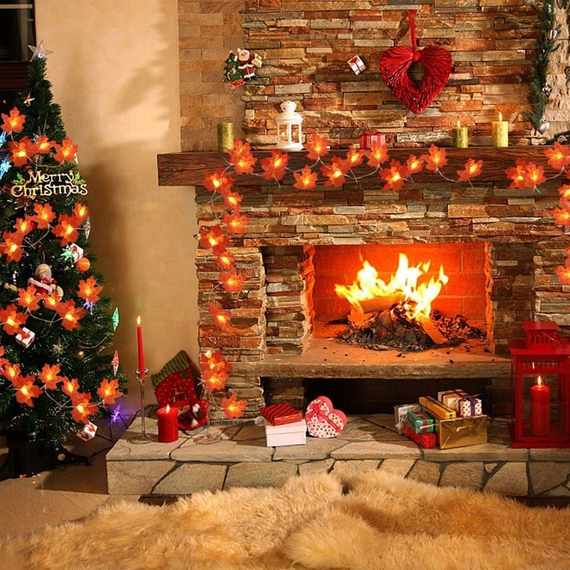 人工秋のメープルはカボチャのガーランドを去り、クリスマスの装飾のための妖精のライトを導きます感謝祭パーティーdiyハロウィーンの装飾