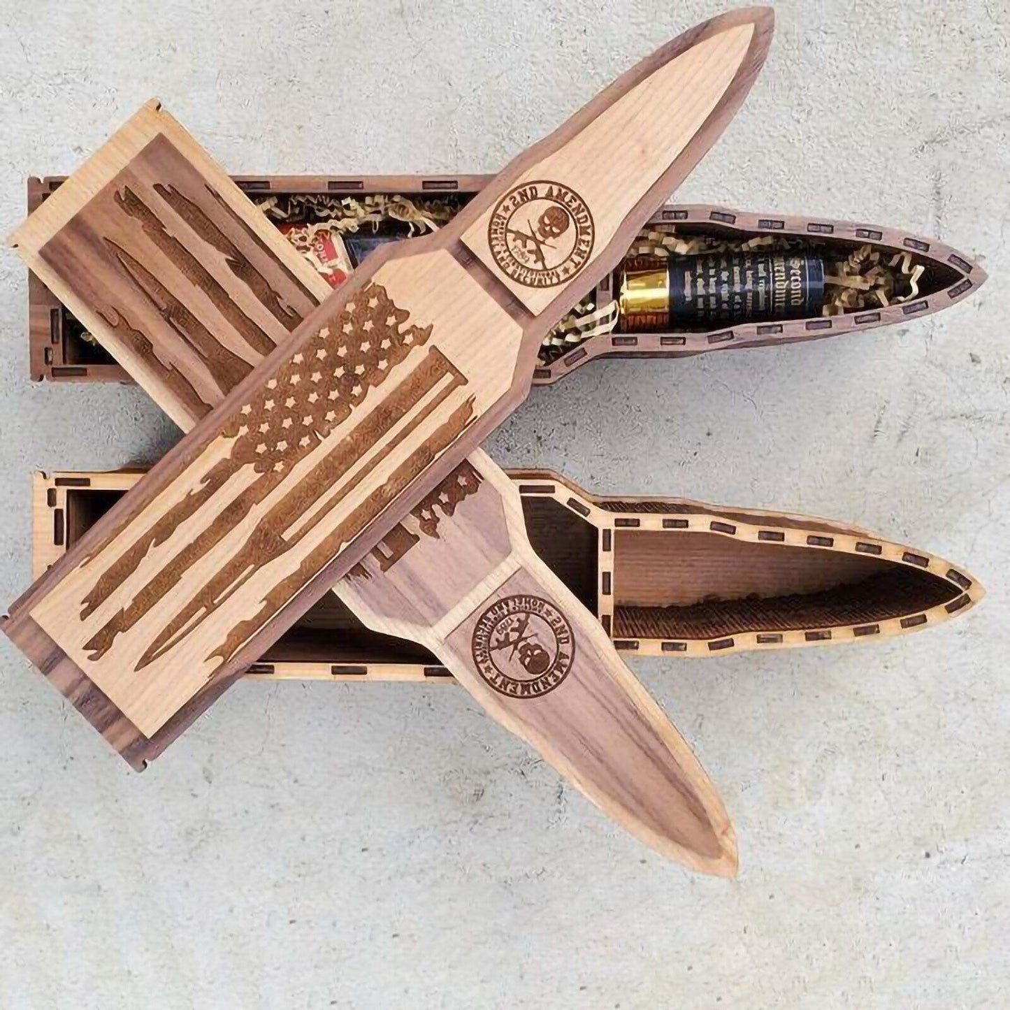 2. pozměňovací návrh whisky držák kulky vlajka vlajka držák vína dřevěná vlajka krabice zbraň milenec výzdoby