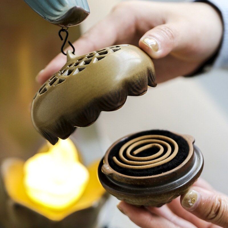 セラミッククリエイティブバックフローアロマディフューザー装飾香香剤スティックホルダーブッダデコレーションセラミックバーナー手作りの花