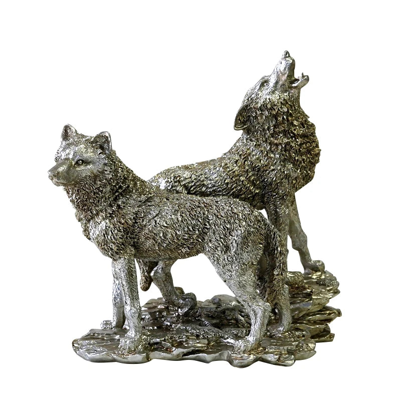Mountain Wolf Figurine Resin Timber Wolf Couple Miniature Wild Animal Totem Decor Tabletop Ornament Art Collection Handicraft