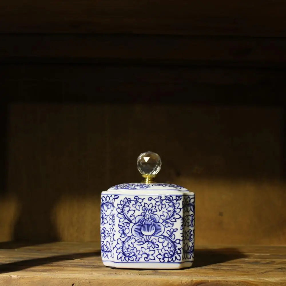 Blue and white ceramic canister, Ceramic pot
