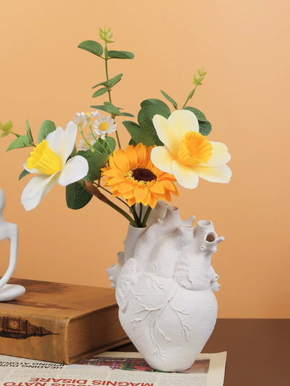 Vase nordique en forme de cœur pour Halloween, 1 pièce, en résine, décoratif, pour salle d'échantillon, dessus de Table, salon, Table à manger, insertion de fleurs sèches
