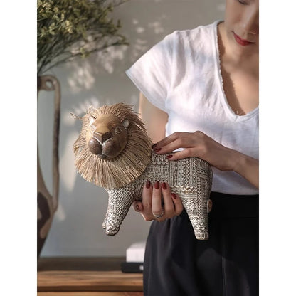 Nordic Style Little Lion Art Ornaments Bedroom Living Room Home Luxury Office Cabinet Decor Modern Art Resin Sculpture Ornament