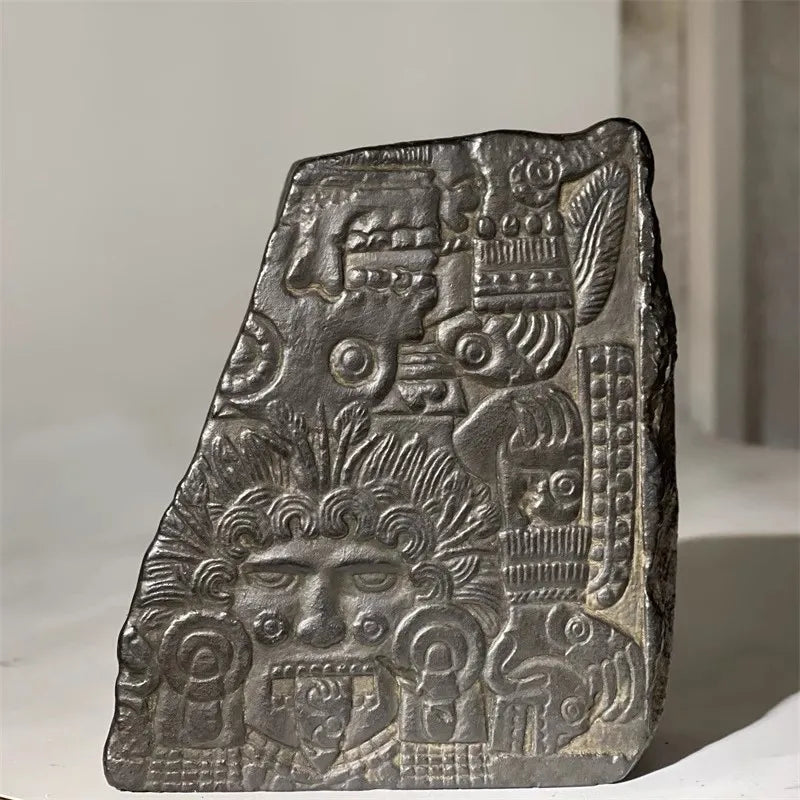 Mayan Style Unique Bookends Book Holder Sculpture, Cultural Desktop Decor for Study Living Room Home Office Creative Ornaments