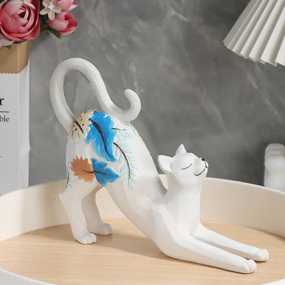 White Lying Cat Painted Resin Ornament, Elegant and Cute Design, Perfect for Home Decor, Desk Display, Bookshelf Decoration