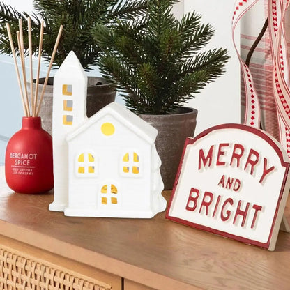 Keramik-Weihnachtsdorf-Set mit 5 beleuchteten Keramikhäusern, Weihnachtsdekoration für den Heimtisch, langlebig