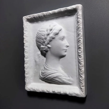Nordic Lady Portrait Art Plaster Ornaments Retro Relief Advanced Aesthetic Home Decoration Luxury Figurine Decor Desktop Statue