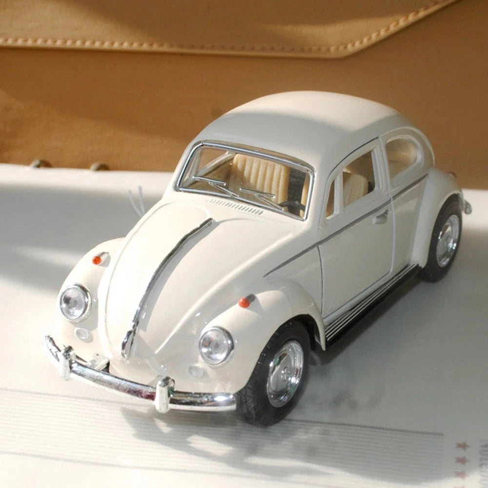 Pull Back Car Model Toy for Children Retro Vintage Beetle Diecast Gift Decor Cute Figurines Miniatures