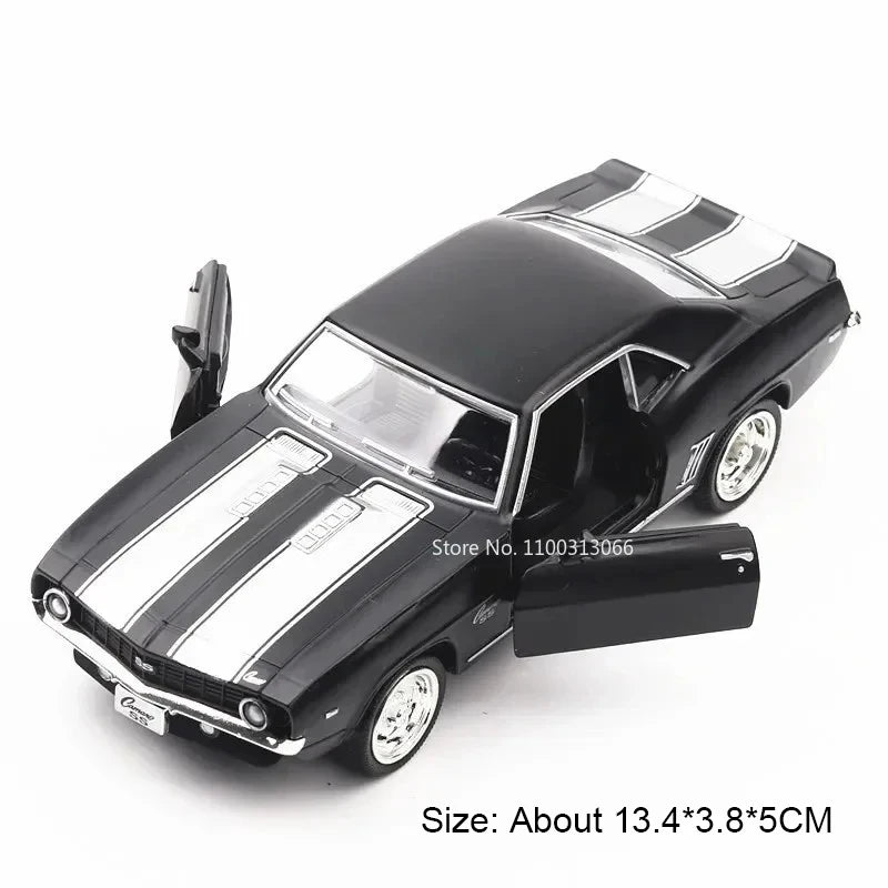 1:36 BMW M4 CSL Chevrolet Camaro 1969 Cars Toys Model Alloy Rubber Tires Miniature Car 2 Doors Opened Vehicle Toddler Kids Gifts