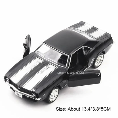 1:36 BMW M4 CSL Chevrolet Camaro 1969 Cars Toys Model Alloy Rubber Tires Miniature Car 2 Doors Opened Vehicle Toddler Kids Gifts