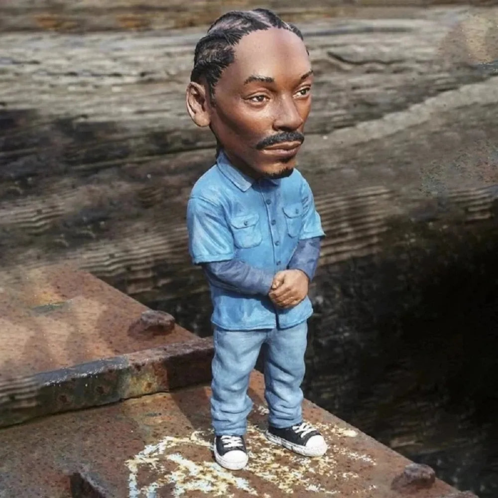 Fashion Tupac Rapper Figure Hip Hop Star Guy Pac Snoop Dogg Figurine Cool Stuff Figures Collection Model Creative Statue