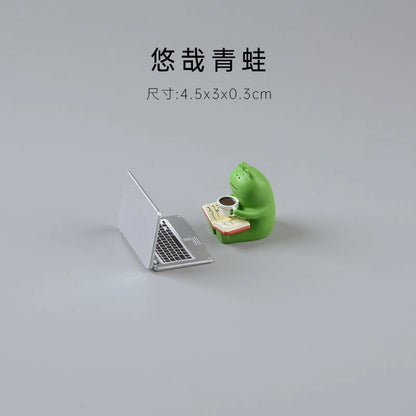 Cartoon Cat Frog Bear Yellow Chair Computer Office Model Mini Action Figures Resin Home Decor Accessories Desktop Figurine Toys