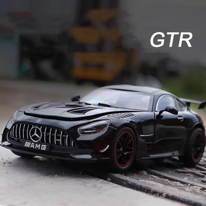 1:18 Scale Alloy GTR Car Model Diecast Toys Rubber Tire Light Sound Simulated Vehicles Models Wheel Pull Back Cars Boys Presents
