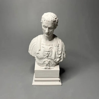 Caesar's Plaster Sculpture Personalized Creative Character Model Ornament Museum Replica Art Decoration Desktop Aesthetics