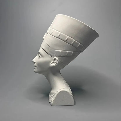 Nefertiti Bust Ancient Egypt Museum Replicated Gypsum Sculpture Desktop Ornaments Modern Home Decoration Aesthetic Art Figurine