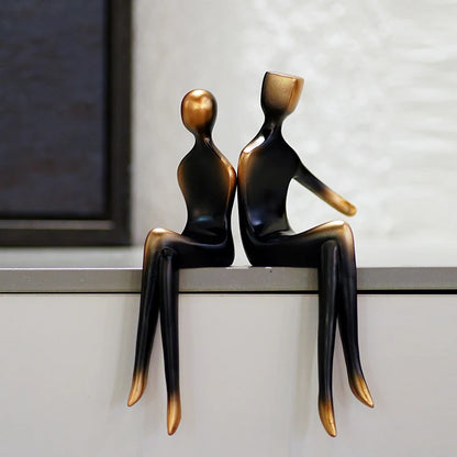 SAAKAR Resin Couple Figure Figurines Lovers Statues Valentine's Day Gift Home Desktop Art Handicrafts Crafts Decor Accessories
