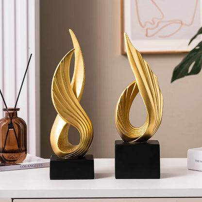 European Style Luxurious Abstract Ornaments Living Room Decoration Desk Accessories Resin Statues Modern Art Decor Sculpture