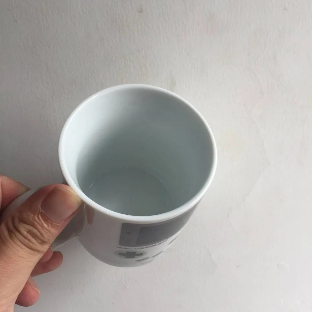 Tasses de jeu drôles sensibles à la chaleur, tasse de garçon en céramique bureau à domicile porcelaine blanche lait bière tasse à café couleur changeante Drinkware