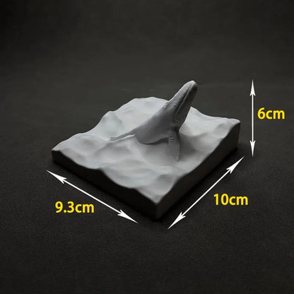 Whale Ornaments Desktop Bookshelf Decorative Art Plaster Sculpture Luxury Home Decor Modern Living Room Aesthetic Decoration
