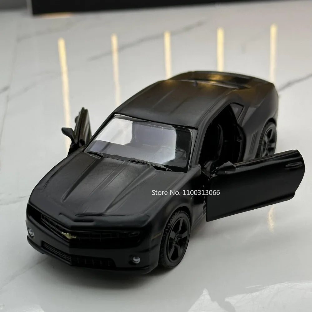 1:36 Scale Chevrolet Camaro Car Toys Model  Alloy Diecasts Sports Car with Pull Back Function Simulation Vehicle for Child Gifts