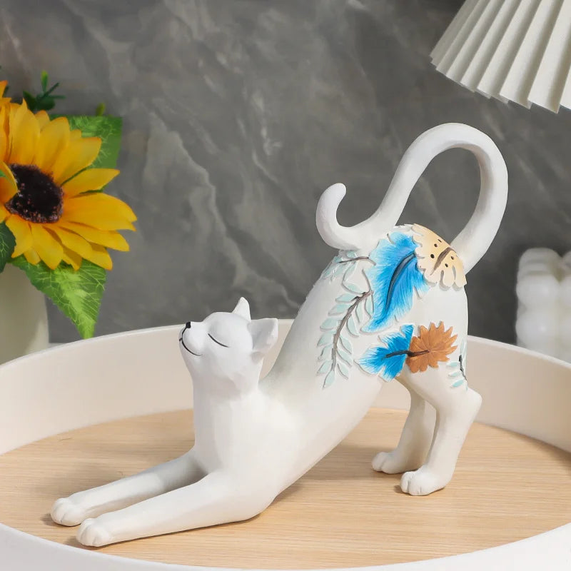 White Lying Cat Painted Resin Ornament, Elegant and Cute Design, Perfect for Home Decor, Desk Display, Bookshelf Decoration