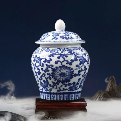Vintage Bottle Vase Ceramic Ginger Jar with Lid Chinese Classical Decorative Jar Celadon Vase Storage Jars Candy Pots Home Decor