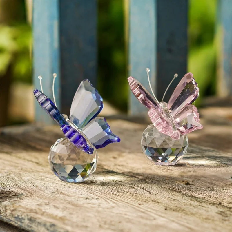 Crystal Cut Butterfly Ornament Decoration for Office Table Home Bedroom Crystal Ball Figurine Desk Table Window Ornaments Gifts