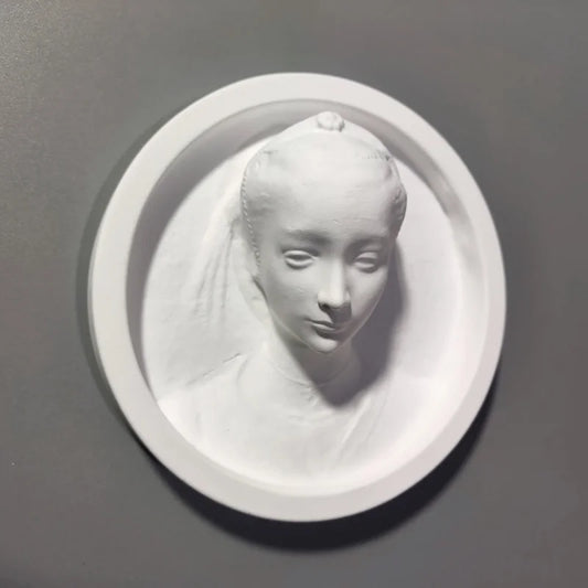 Nordic Woman Plaster Retro Art Relief Sculpture Ornaments Interior Figurines Desktop Decor Statue Modern Home Decor Items Luxury