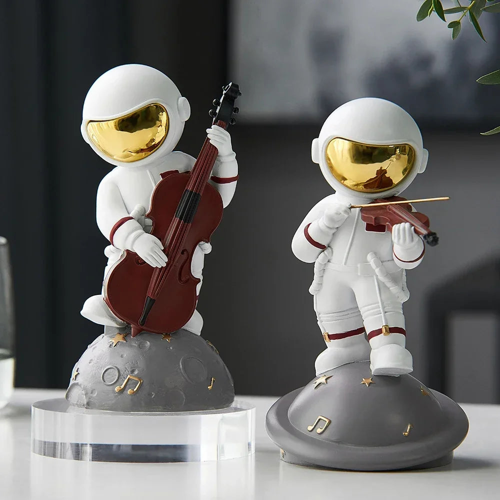 Modern Design Home Ornament Astronaut Figure Statue Figurine Spaceman Sculpture Bedroom Decoration Office Craft Children's Gifts