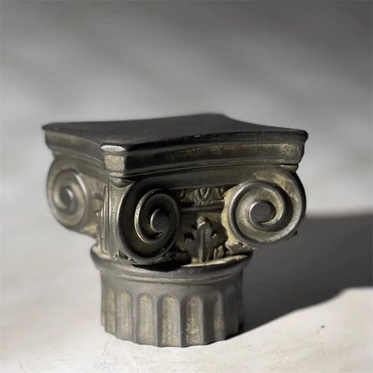 Mini Roman Pillar Statue European Style Vintage Photography Prop Versatile Desktop Decor Art Sculpture with Antique Finish