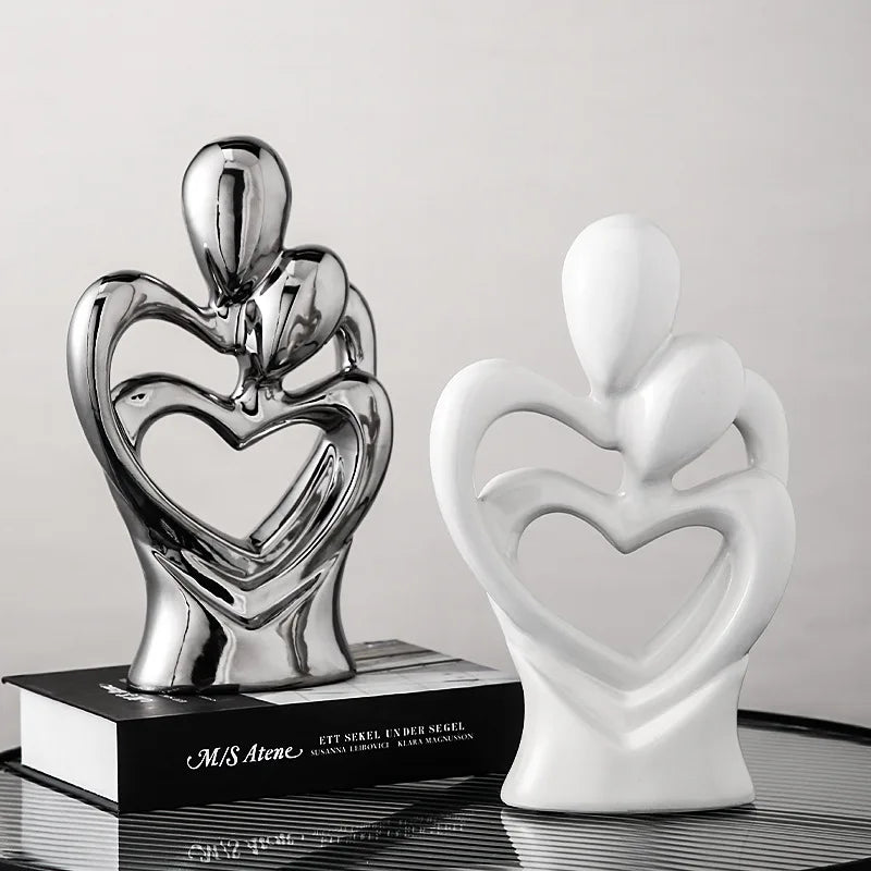 Silver Heart In Heart Sculpture Abstract Ceramic Electroplating Lover Figure Hug People Statue Bust Wedding Gift Home Decoration