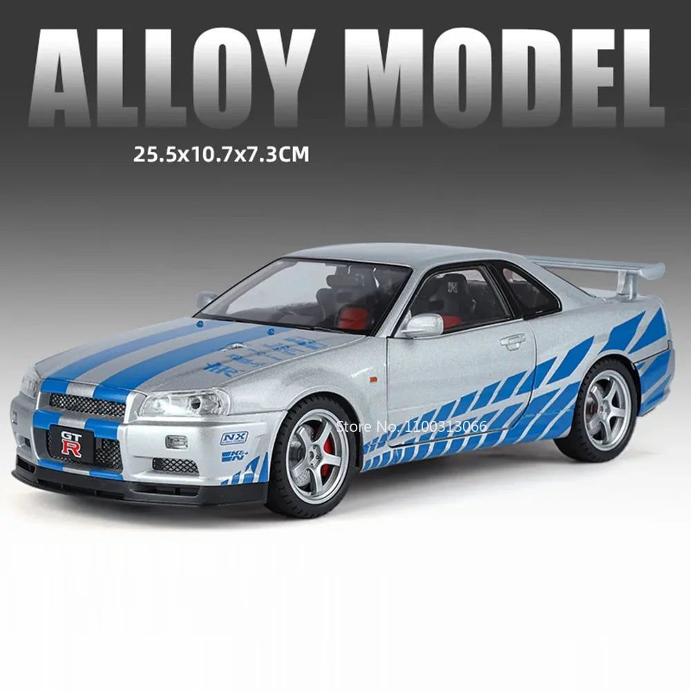 1:18 Alloy Diecast GTR SKYLINE S15 Toys Models Cars 4 Doors Opened Miniature Vehicles with Light Music Car Toddler Kids Gifts