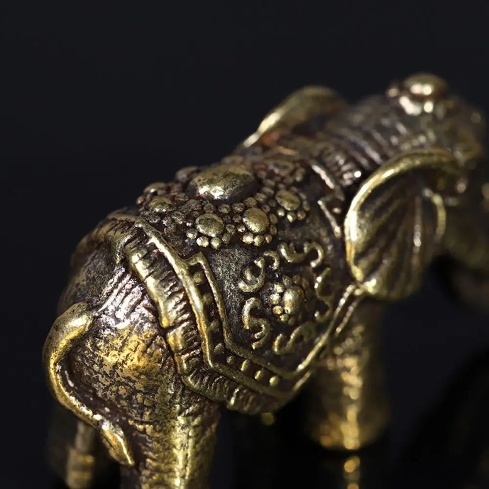 Antique Copper Lucky Elephant Small Statue Desktop Ornaments Metal Animal Figurines Miniatures Tea Pet Incense Holder Decor