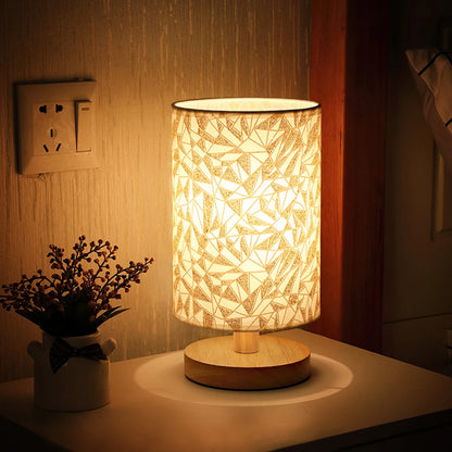 Solid Wood Night Lamp New Linen Table Lamp LED Desk Lamp Eye Protection Nightstand Lamp USB Powered Beside Lamp Bedroom Decor
