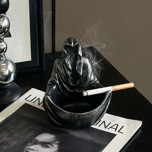 Creative Ashtray High-End Fun Mysterious Black Clothed Person Desktop Decoration Anti Ash for Boyfriend Gift