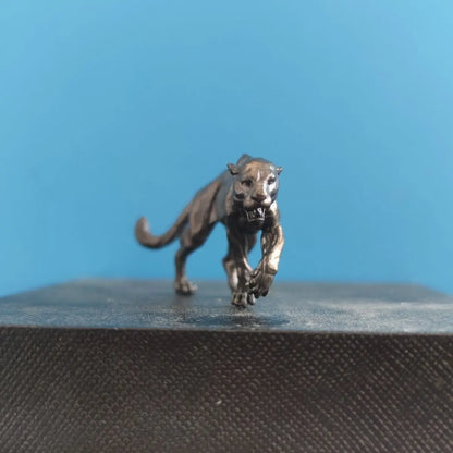 Mini Brass Leopard Ornaments Study Desk Bookcase Decorations Small Animal Sculpture African Money Cheetah Car Interior Decor