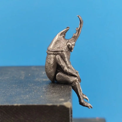 Miniature Pure Copper Aged Rhinoceros Beetle Realistic Simulation Insect Model Hand-Made Car Ornament Animal Desktop Statue