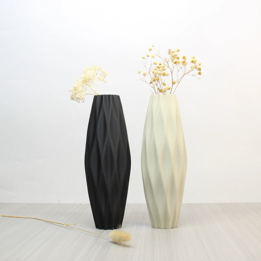 A piece of art dry vase, home décor ornament vase, elegant line vase, bohemian vase, office decoration vase