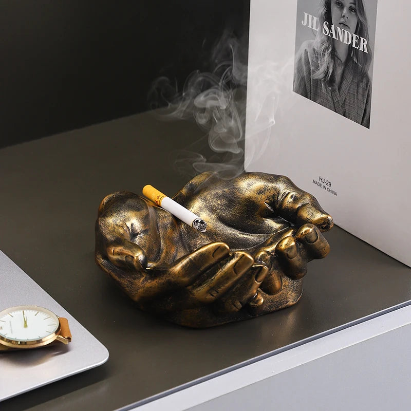 Vintage Gold Resin Handicrafts Decorations Sacred Hands Anti Fly Ash Home Living Room Office Ashtray Ornament Father's Day Gifts